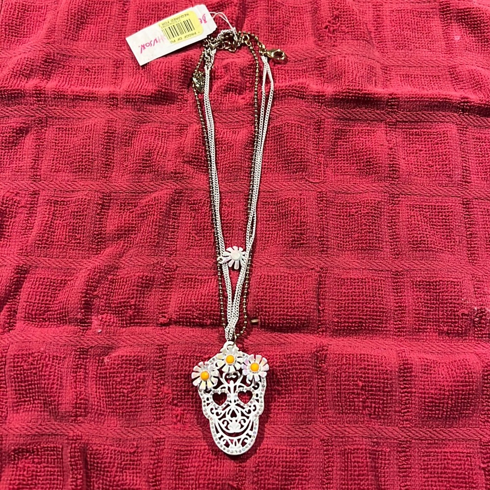Betsey Johnson necklace